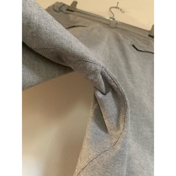 Lululemon Commission Men's Shorts Gray Size 30 with 9" inseam Chinos - Picture 6 of 8